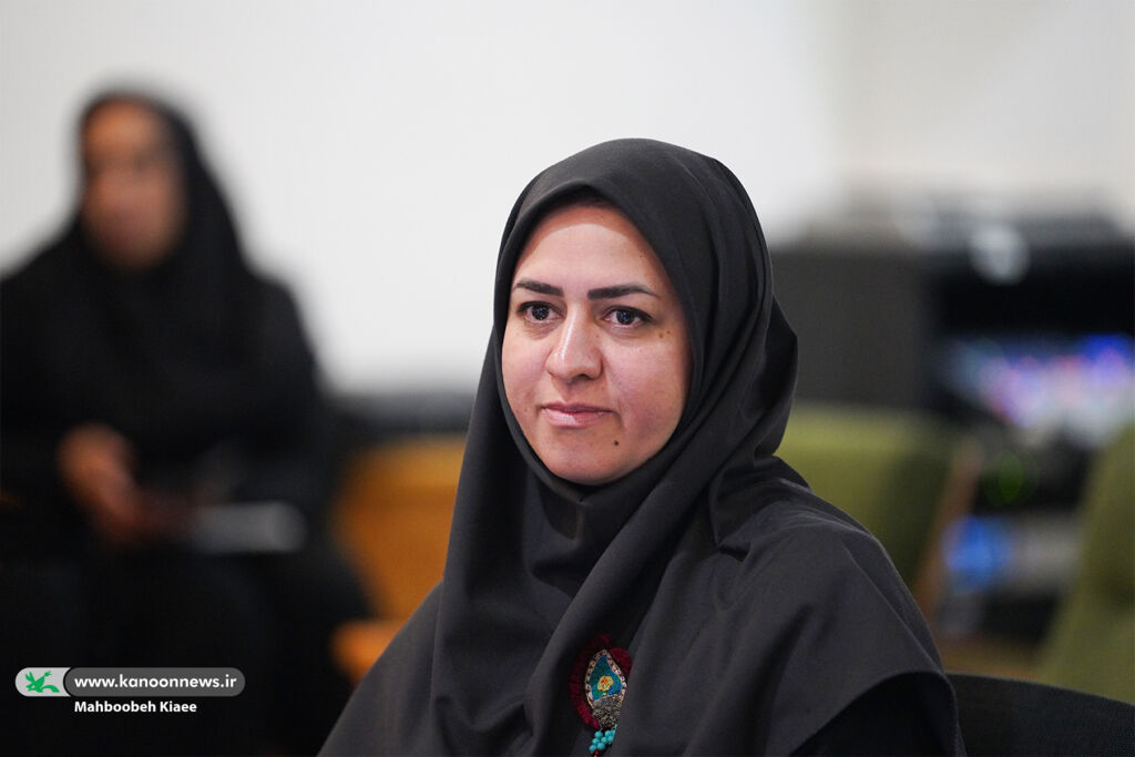 سرود یک هنر تاثیرگذار است