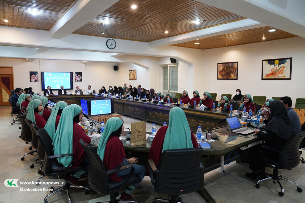 سرود یک هنر تاثیرگذار است