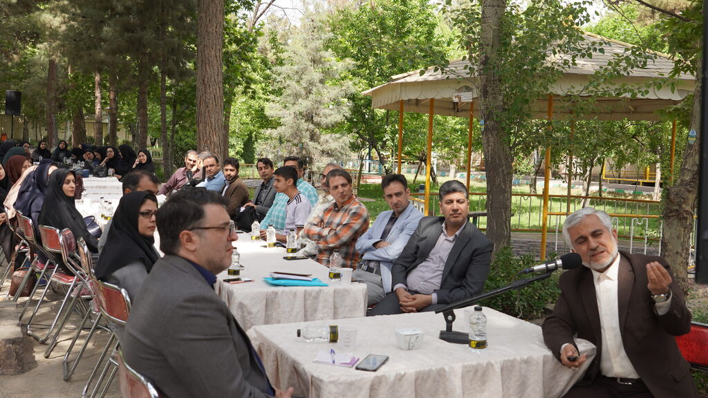 اولین نشست چهارشنبه‌های حوزه‌ای مراکز مشهد برگزار شد