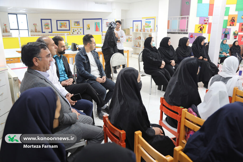 بیست وهشتمین ویژهبرنامه "بوی گل بوی خدا"