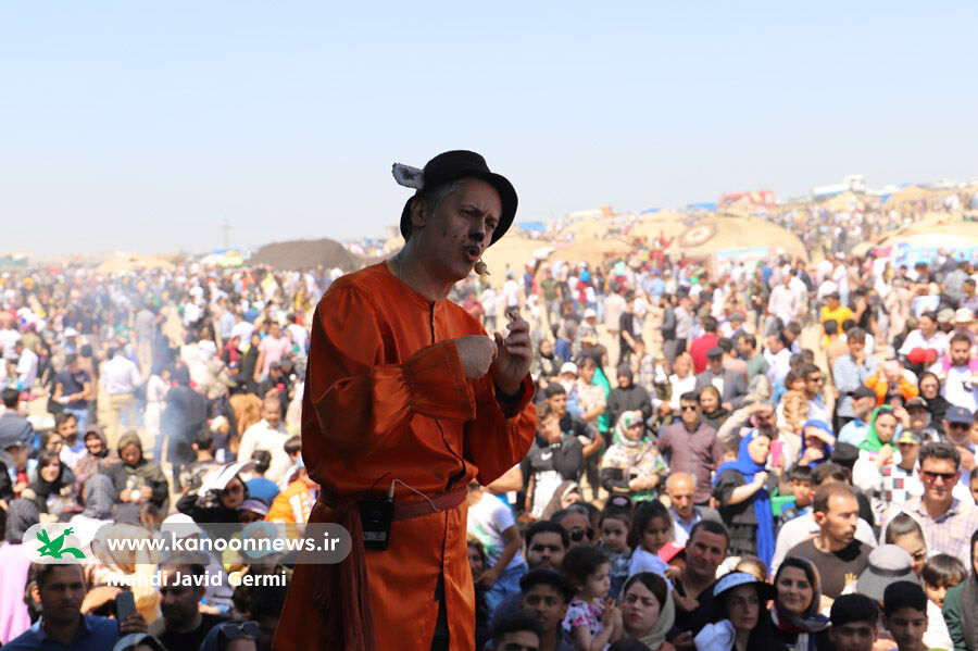 تماشاخانه سیار کانون در جشنواره بینالمللی کوچ عشایر اردبیل حضور یافت