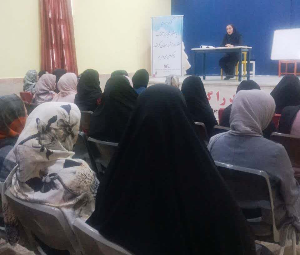 تکاپوی اردیبهشتی در مراکز فرهنگی و هنری کانون استان قزوین