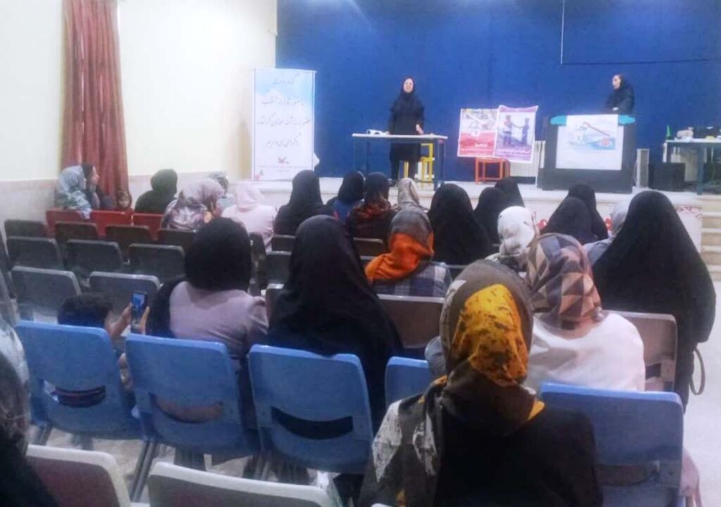 تکاپوی اردیبهشتی در مراکز فرهنگی و هنری کانون استان قزوین