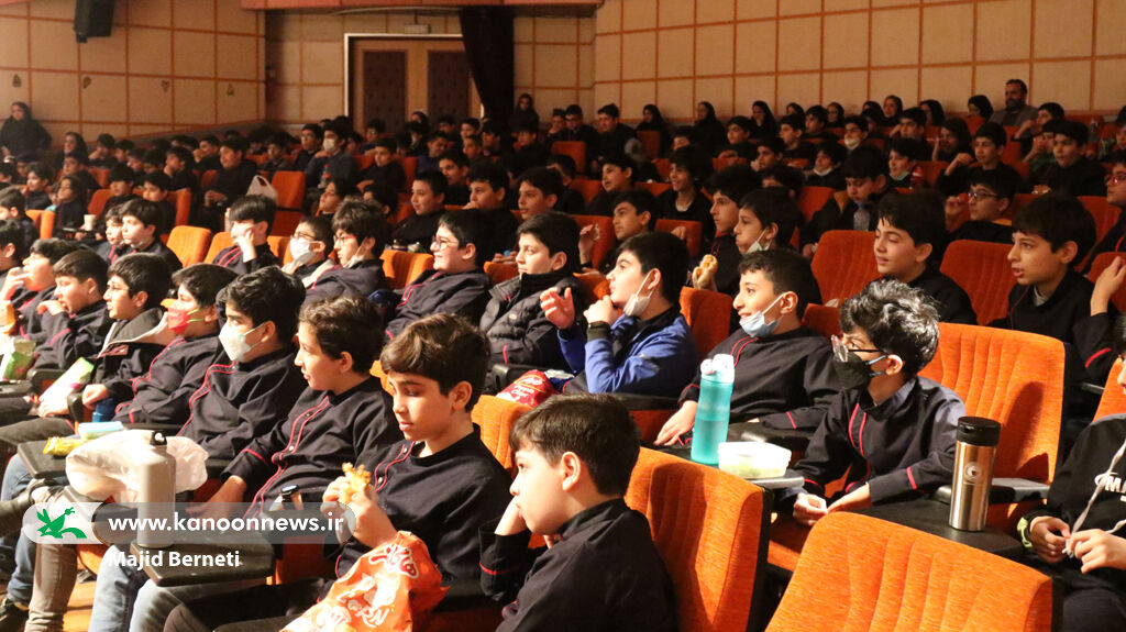 نخستین اجرای نمایش کلوچه‌های خدا در کانون پرورش فکری مازندران با استقبال دانش آموزان  