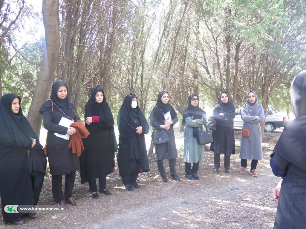 مربیان کانون زنجان از نهالستان تولید نهال کوشکن زنجان بازدید کردند