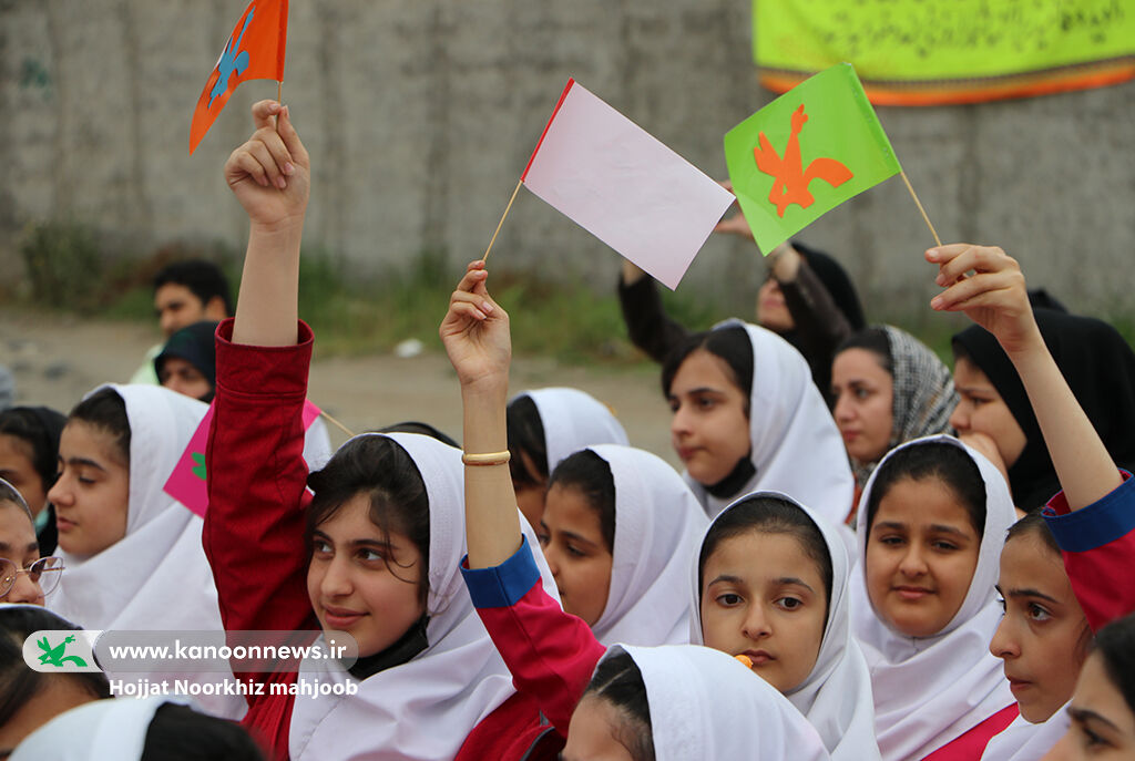 تماشاخانههای سیار کانون به شرق و غرب دیارِباران سفرکردند