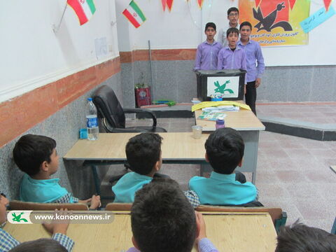 بزرگداشت روز معلم در کتابخانه سیار روستایی دشتستان