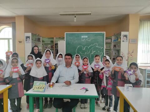 گزارش تصویری گرامیداشت روز معلم در مراکز کانون پرورش فکری آذربایجان‌غربی