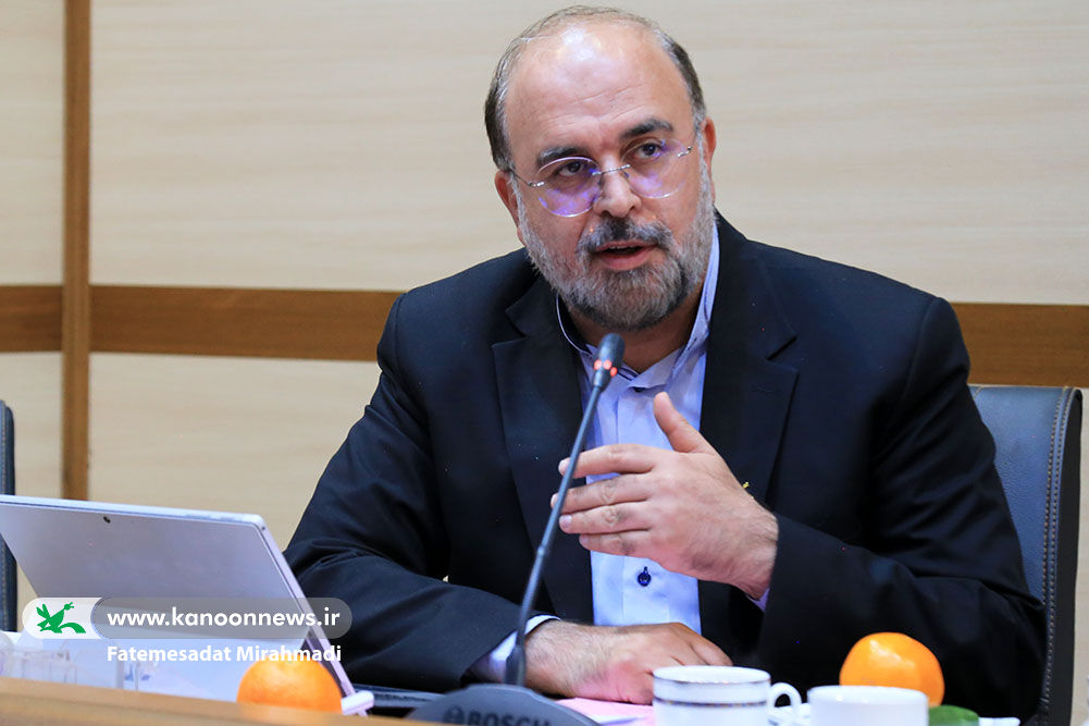 نشست سازمان میراث فرهنگی و کانون با موضوع وضعیت ثبت قصهگویی بررسی راههای ترویج علوم و فنون فضایی در کانون پرورش فکری