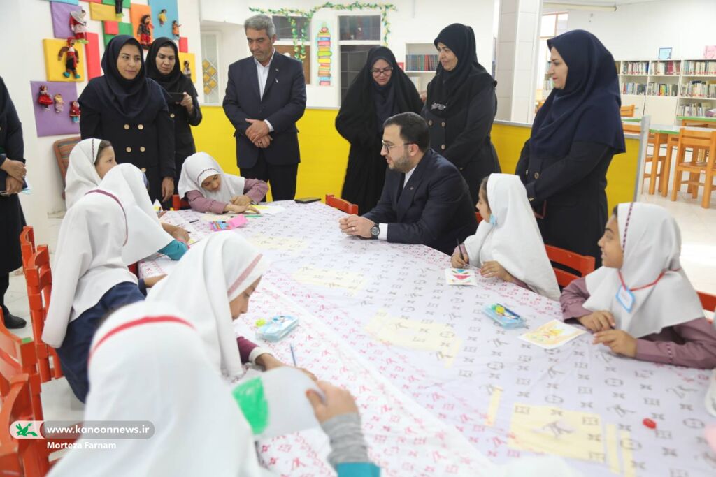 شرکت در جشن بزرگداشت مقام معلم و بازدید از مراکز کانون یزد