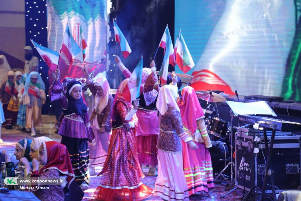 شرکت در جشن بزرگداشت مقام معلم و بازدید از مراکز کانون یزد