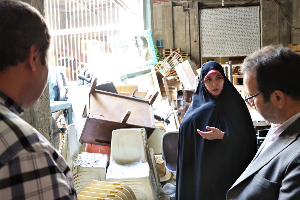 بازدید مدیرکل کانون استان تهران از انبارهای کتاب و اسقاط کانون استان