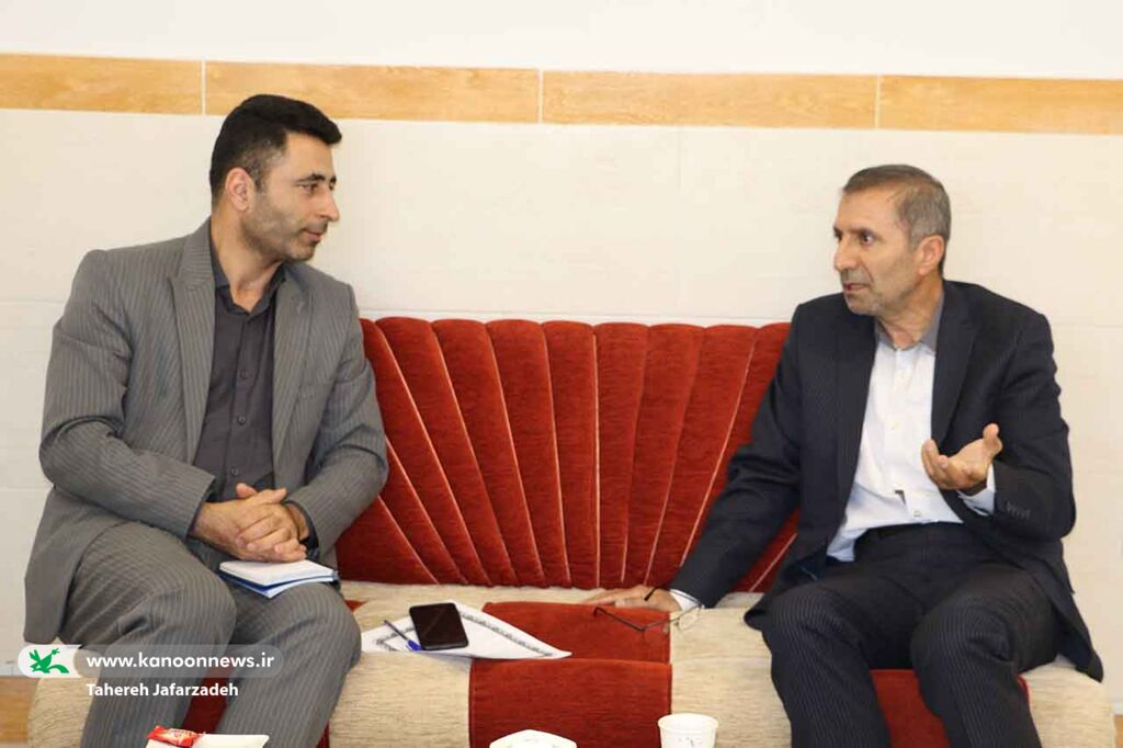 توسعهی فعالیتهای خانوادهمحور و مدرسهمحور با استفاده از ظرفیتهای کانون سمنان/ تنها دستگاهی که بهصورت عملیاتی با مدارس استثنایی همکاری دارد