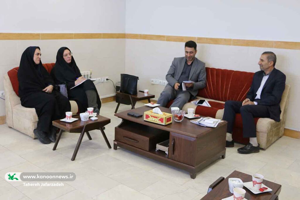 توسعهی فعالیتهای خانوادهمحور و مدرسهمحور با استفاده از ظرفیتهای کانون سمنان/ تنها دستگاهی که بهصورت عملیاتی با مدارس استثنایی همکاری دارد