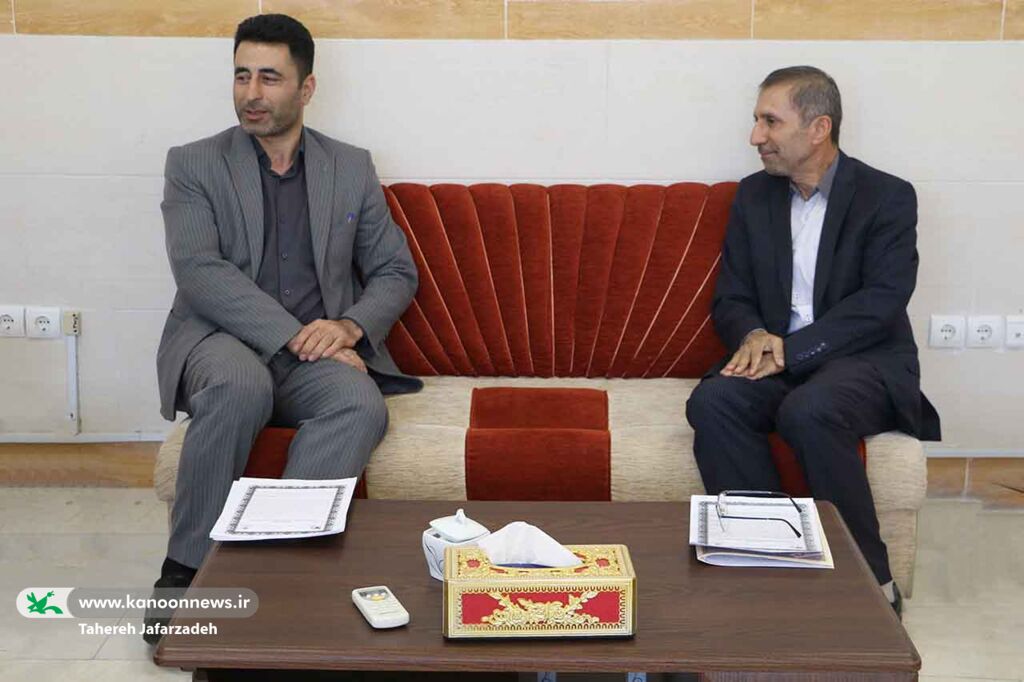 توسعهی فعالیتهای خانوادهمحور و مدرسهمحور با استفاده از ظرفیتهای کانون سمنان/ تنها دستگاهی که بهصورت عملیاتی با مدارس استثنایی همکاری دارد