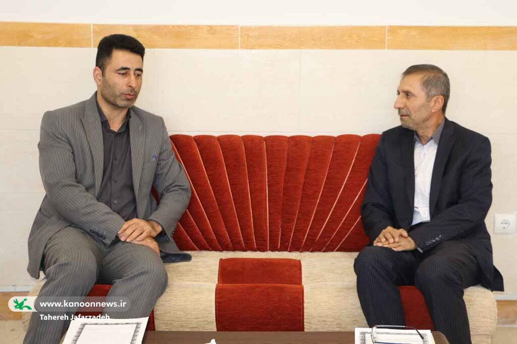 توسعهی فعالیتهای خانوادهمحور و مدرسهمحور با استفاده از ظرفیتهای کانون سمنان/ تنها دستگاهی که بهصورت عملیاتی با مدارس استثنایی همکاری دارد