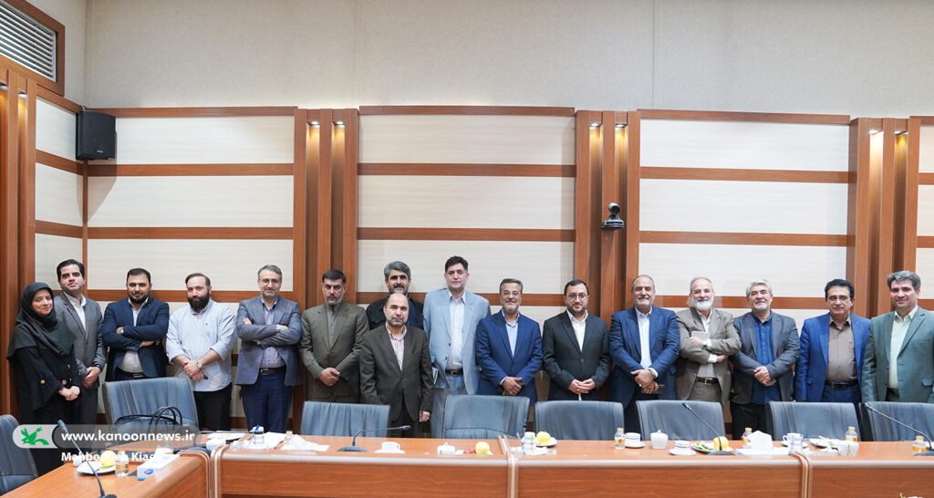 نشست مشترک مدیران سازمان سینمایی با کانون پرورش فکری