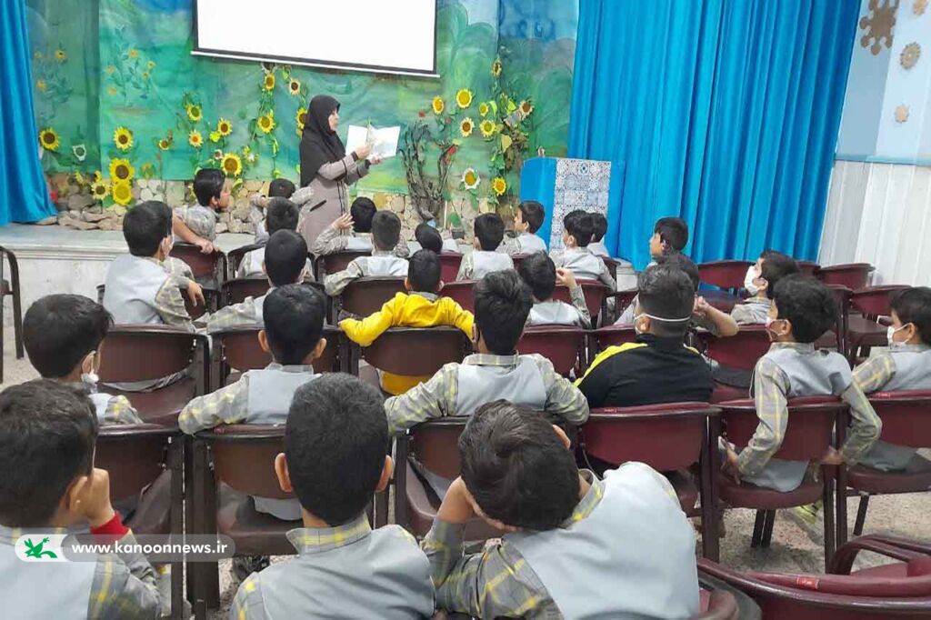 اجرای مؤفق طرح کانونمدرسه در مراکز کانون سمنان/ ارائهی خدمات فرهنگی به بیش از ۵۲۰۰ دانشآموز مقطع ابتدایی استان