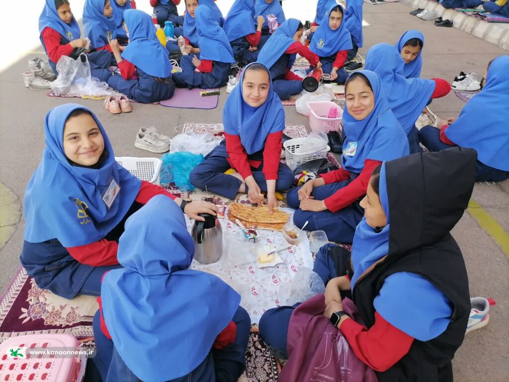 آموزش استفاده از مواد غذایی سالم در بین کودکان