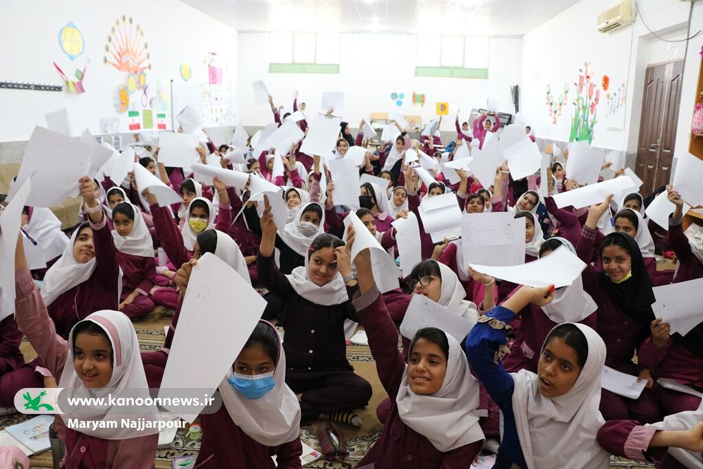 بچههای بم برای آفرینشهای ادبی کانون نامه مینویسند