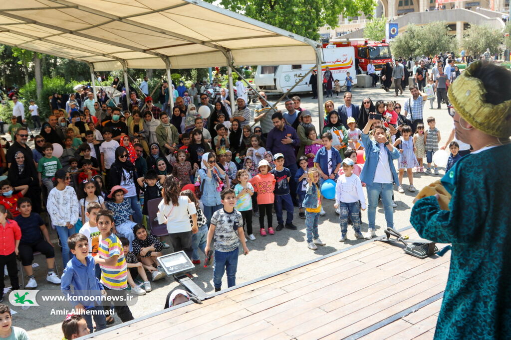 برنامههای تماشاخانههای سیار کانون در نمایشگاه کتاب تهران