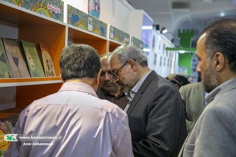 استقبال بازدیدکنندگان از برنامه‌های کانون در نمایشگاه بین‌المللی کتاب تهران