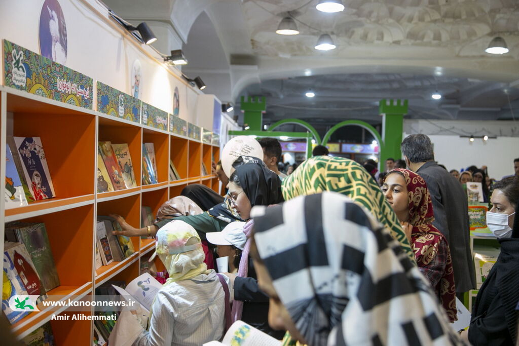 کانون در هفتمین روز از سیوچهارمین نمایشگاه بینالمللی کتاب تهران معرفی پرفروشهای کانون در روزهای ششم و هفتم نمایشگاه کتاب