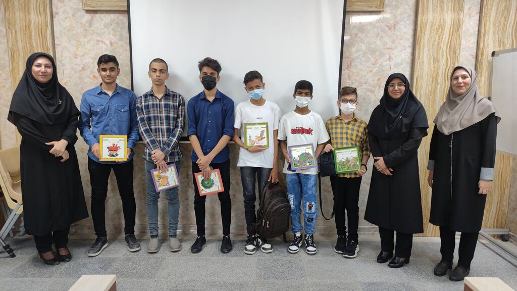 نشست صمیمانه مدیرکل کانون هرمزگان با اعضای نوجوان