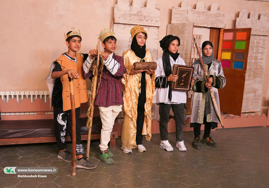 اعضای خانه کودک شوش مهمان موزه تاریخ کانون شدند