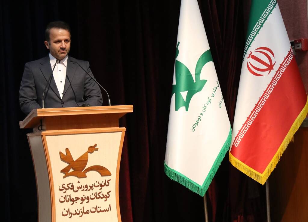 آیین تکریم و معارفه مسؤول حراست اداره کل کانون مازندران برگزار شد