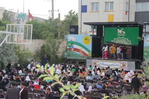 حضور تماشاخانه سیار کانون در آموزشگاه گلزار بازرگان