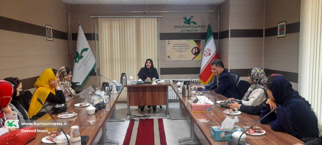 جلسه انجمن ادبی شهریار تبریز با شاهنامه فردوسی