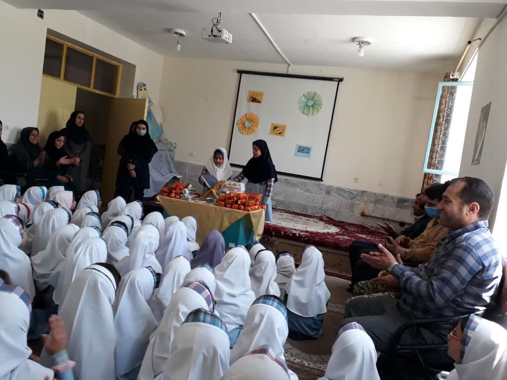 برگزاری ویژه برنامه های دهه کرامت واجرای جشن روز دختر