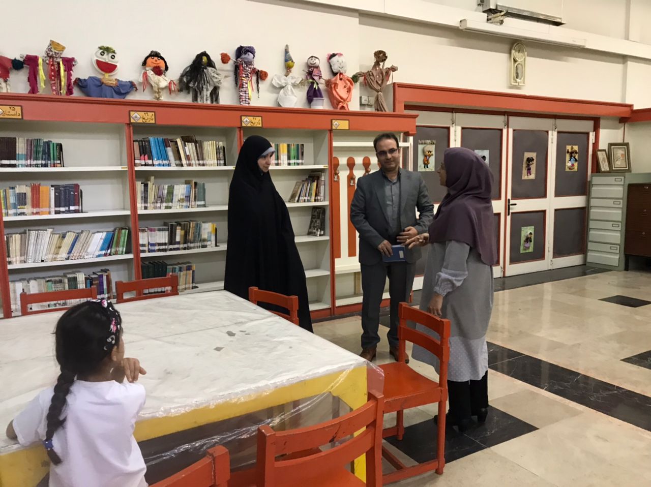 بازدید سرزده مدیرکل کانون استان تهران از مرکز 30