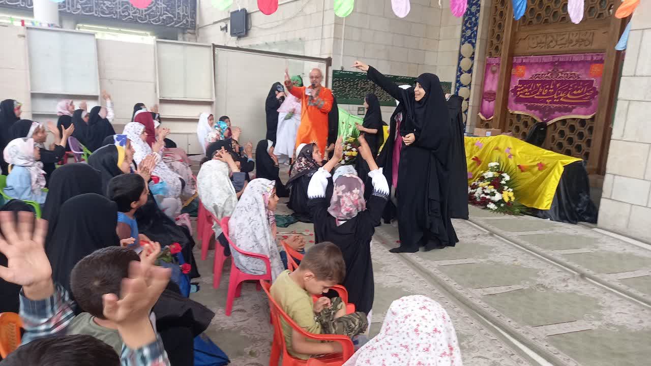 کارگاههای فرهنگی و هنری کانون استان تهران در نماز جمعه