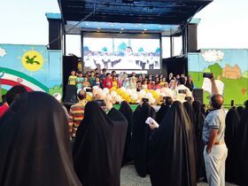 اجرای برنامه تماشاخانه سیار کانون در مسجد مقدس جمکران به مناسبت دهه کرامت