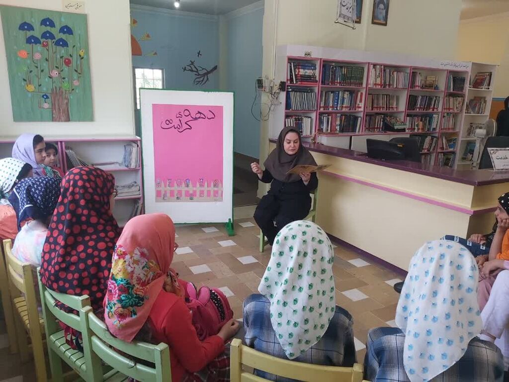 گرامی داشت دهه کرامت در مرکز شماره 4 کانون کرج گرامی داشت «دههی کرامت» در مراکز شماره۲ و ۴ کانون کرج