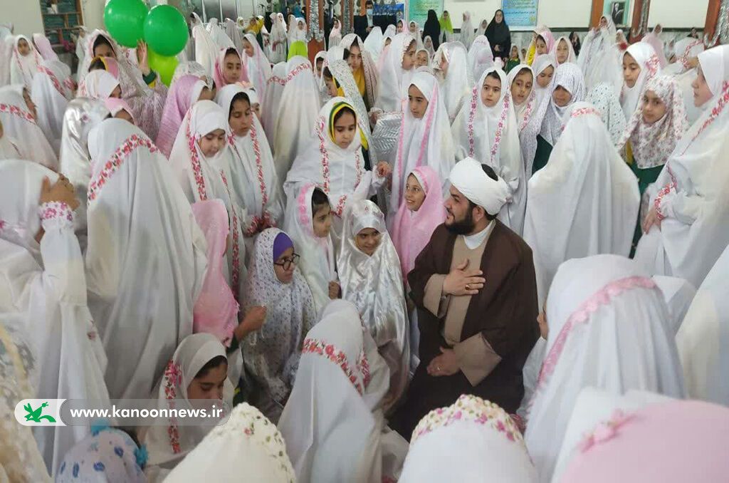 جشن عبادت و بندگی دختران نومکلف در تالش برگزارشد