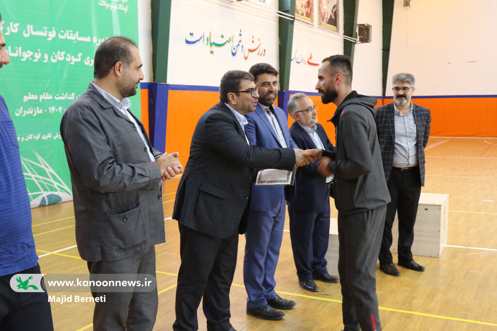 دومین دوره مسابقههای فوتسال کانون با معرفی تیمهای برتر پایان یافت