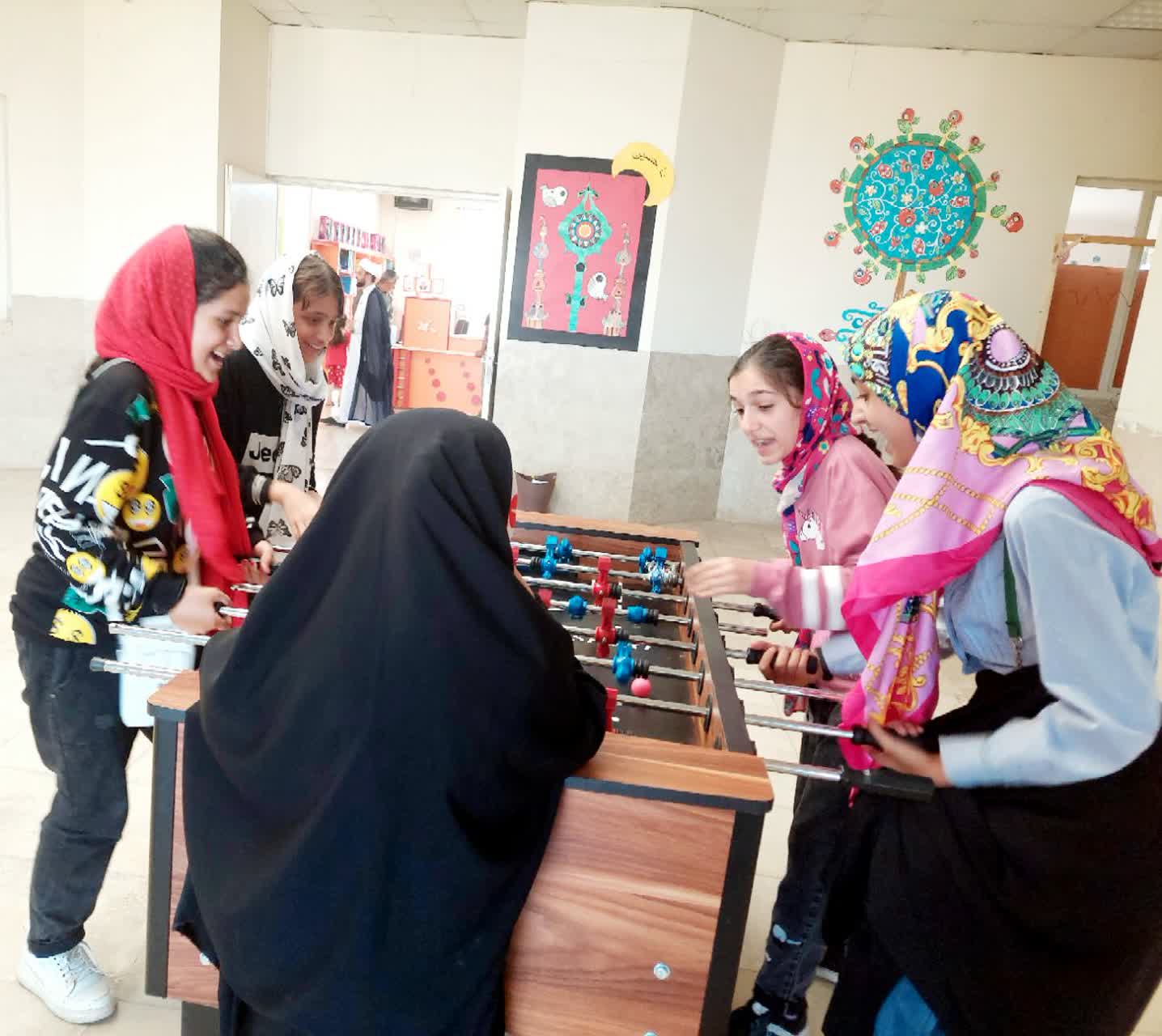 خانه بازی مرکز شماره ۱۱ کانون کرمانشاه میزبان دختران مناطق کمبرخوردار شد