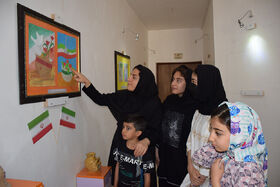 نمایشگاه نقاشی کانون لرستان باموضوع آزادسازی خرمشهر در خرم آباد برگزار شد