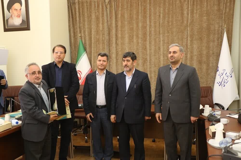 کانون آذربایجان شرقی رتبه اول استان در زمینه اوقات فراغت را کسب کرد