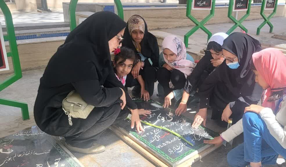 ویژه برنامههای سالروز آزاد سازی خرمشهر در مراکز فرهنگی و هنری کانون پرورش فکری استان خراسان جنوبی