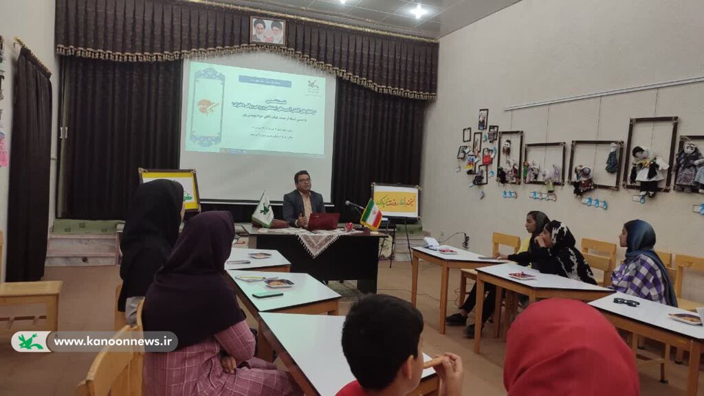 بررسی راهکارهای کاهش آسیبهای روحی و روانی دختران در کانون پرورش فکری شماره ۲ بیرجند