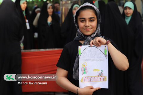 پیادهراه اسفریس/ برپاییموکب فرهنگی و هنری کانون استان اردبیل در دهه کرامت