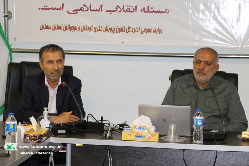 نشست دلگذشت سروها در کانون سمنان