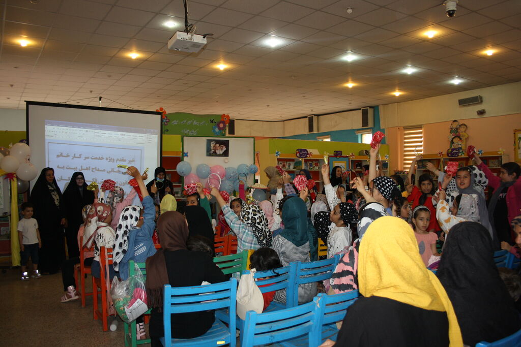 گرامیداشت دهه کرامت در مراکز فرهنگی و هنری کانون استان قزوین