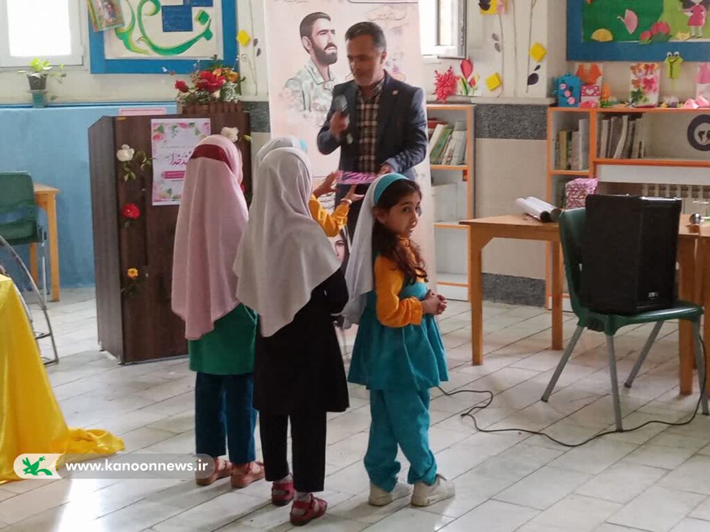 ویژهبرنامهی «سهم من از جوانی» در مراکز میامی، شهمیرزاد و سرخه