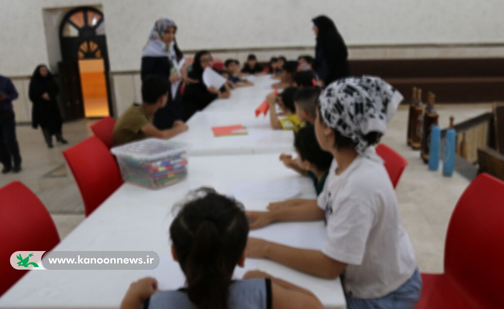 دست نوازش کانون استان بوشهر بر کودکان و نوجوانان خانواده های مددجو زندان مرکزی بوشهر