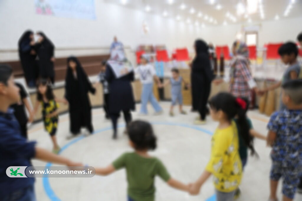 دست نوازش کانون استان بوشهر بر کودکان و نوجوانان خانواده های مددجو زندان مرکزی بوشهر